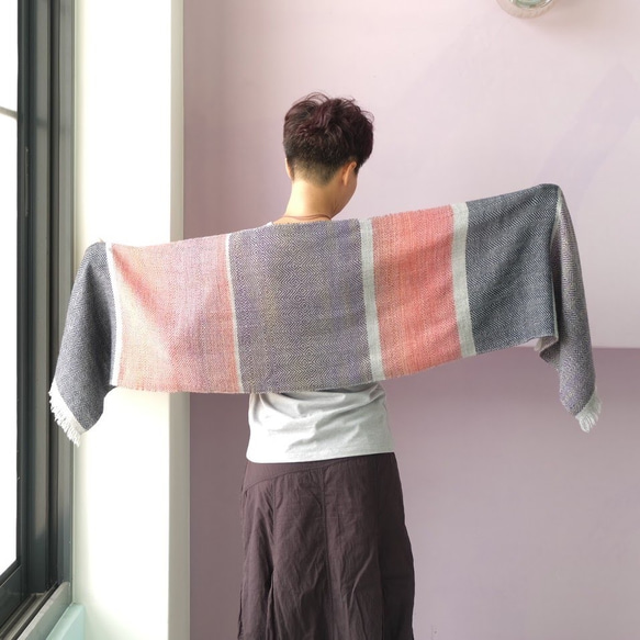 Handwoven Wool/Alpaca Wrap 第3張的照片