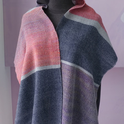 Handwoven Wool/Alpaca Wrap 第7張的照片