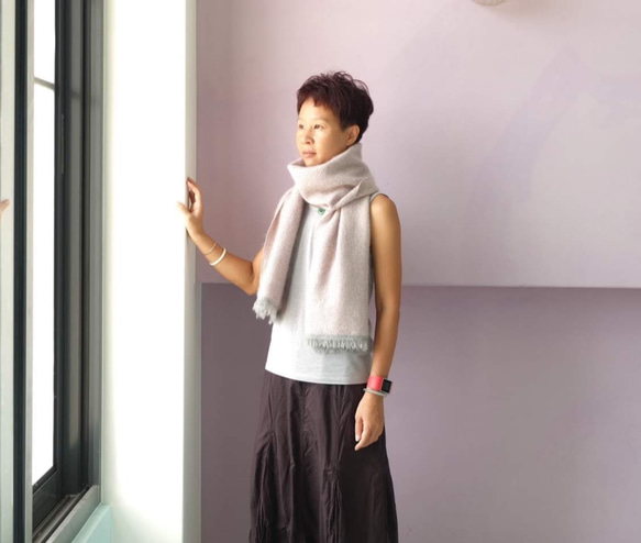 Handwoven Mohair/Wool Chervon Wrap 第2張的照片