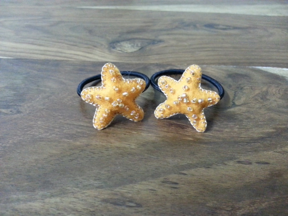 Felt Ponytail Holder - Starfish 第4張的照片