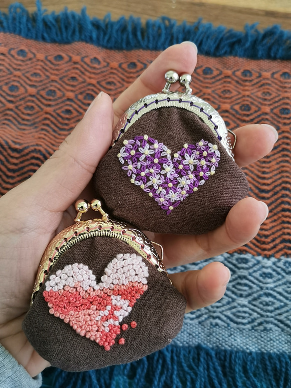 CaCa Crafts |【Let Love Shines】Handembroidery Tiny Purse 9枚目の画像