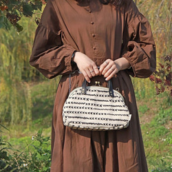 | YUUKI Bag | 植鞣革 側背/手提雙用 口金包 首發 - 裁縫師(黑) 第9張的照片