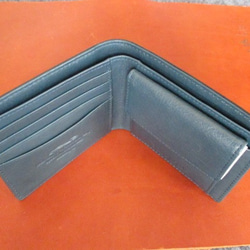 フランス製　最高級カーフ(仔牛革)シリーズ　二つ折り財布　ブラック　内装カラーコンビ　　 2枚目の画像