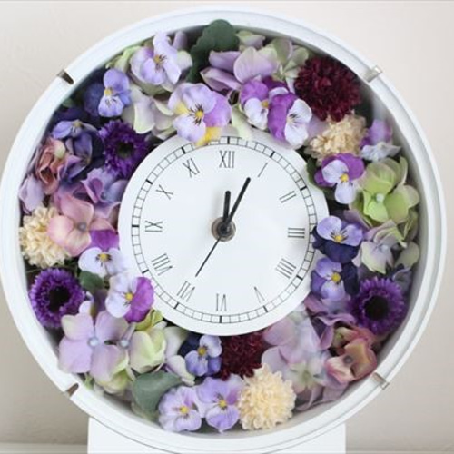 母の日に‼︎  ハンドメイド花時計 受注制作】誕生日 母の日 結婚祝いに スミレ畑のようなパープル系の花