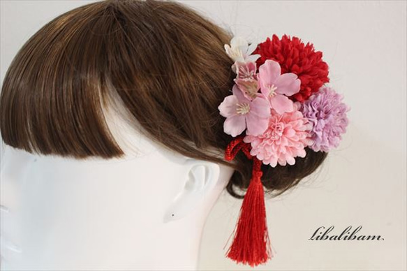 袴・卒業式・和装に　赤ピンク薄紫系　マムと桜の髪飾り 3枚目の画像