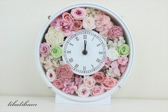母の日　結婚祝いに　プリザーブドフラワー　花時計　ピンク系　まりひめ　フラワー時計 4枚目の画像