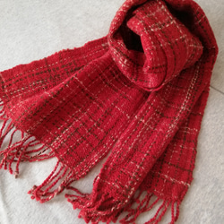 真っ赤なマフラー手紡ぎ手織り 3枚目の画像