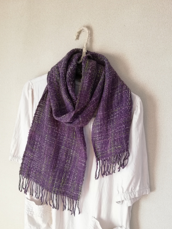 手紡ぎ手織り紫マフラー 4枚目の画像