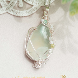 Ｋ１８天然石プレナイトペンダントトップ　アトリエ「之」デザイン制作 K18天然石プレナイトペンダントトップ アトリエ「之