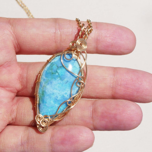 人工オパール(KYOTO OPAL) ラウンド サックスブルー – 貴和