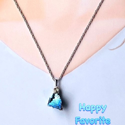 2 個の天然ビスマス結晶ペンダント - ビスマス鉱石ネックレス、天然  