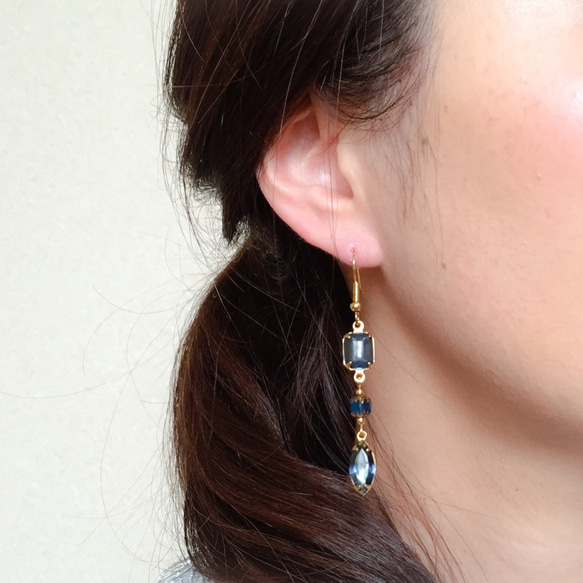 Vintage stone swing pierce (Dark blue) 2枚目の画像