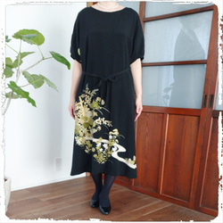 留袖リメイクワンピース❣️着やすい前開き　友禅　作家物 着物リメイク ワンピース 黒留袖 ドレス ロング Aライン 友禅