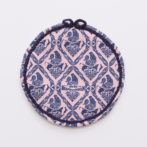 手刺繍のコースター　pink x navy ダマスク 1枚目の画像