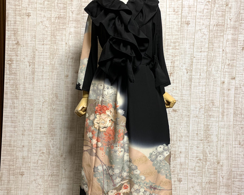 匿名配送】黒紋付 着物 アレンジ 着物リメイク フリル 黒