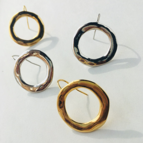 大振り 大ぶり ヴィンテージ 風 ハンドメイド ピアス ゴールド メタル  