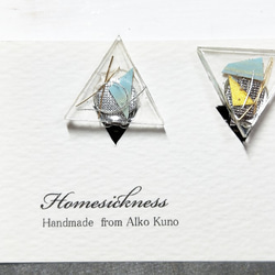 Clear triangle clip earrings01 2枚目の画像