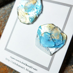 Paint collage earrings / maru M / Turquoise 3枚目の画像