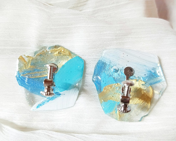 Paint collage earrings / maru M / Turquoise 4枚目の画像