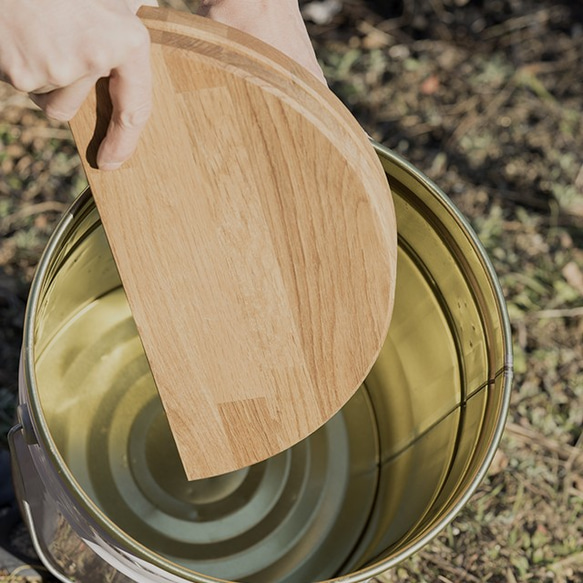 ペール缶用 折りたためるふた （オーク・円形）　※ペール缶は付いていません。 4枚目の画像