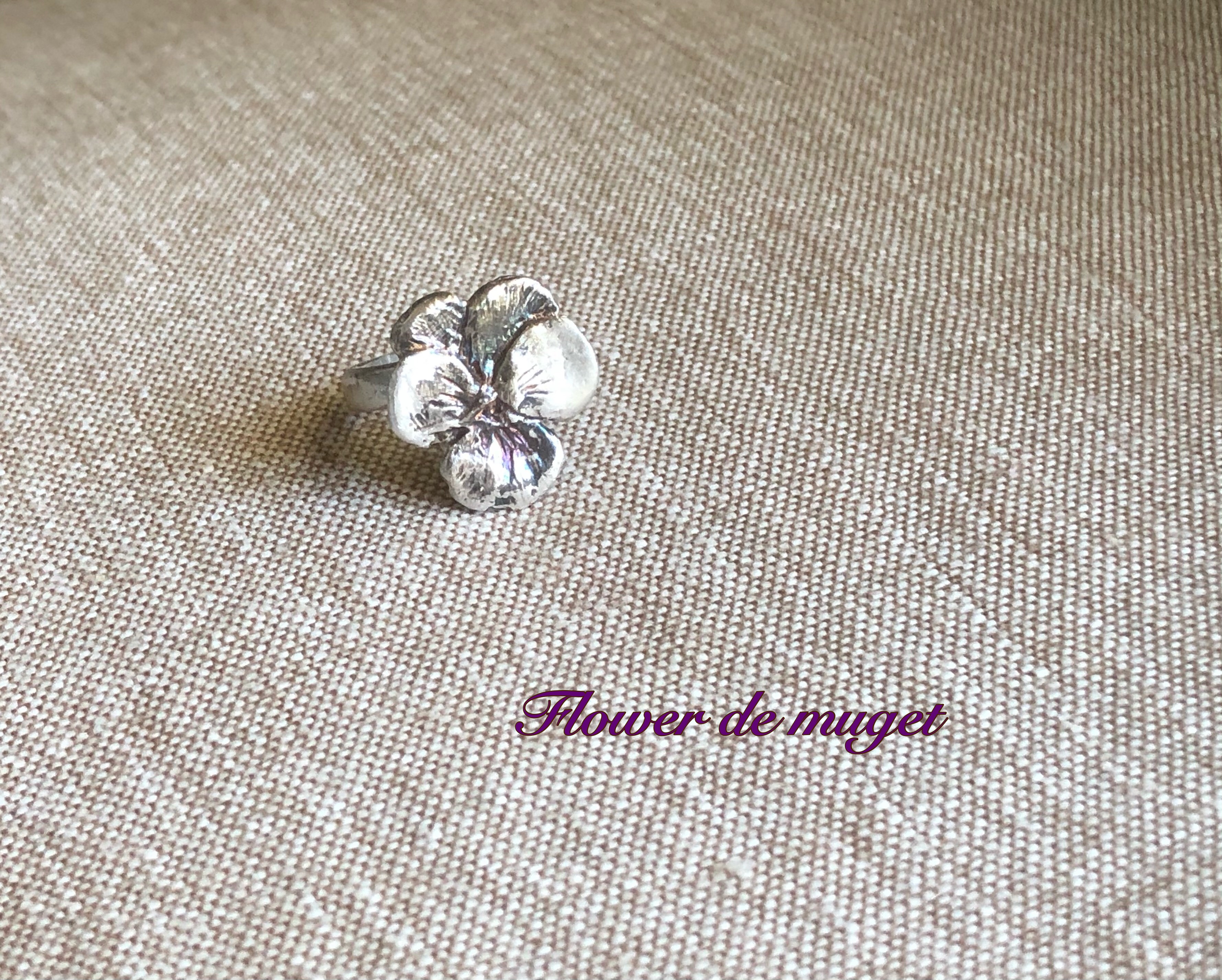 ピンキーにも♪ 小さなビオラリング