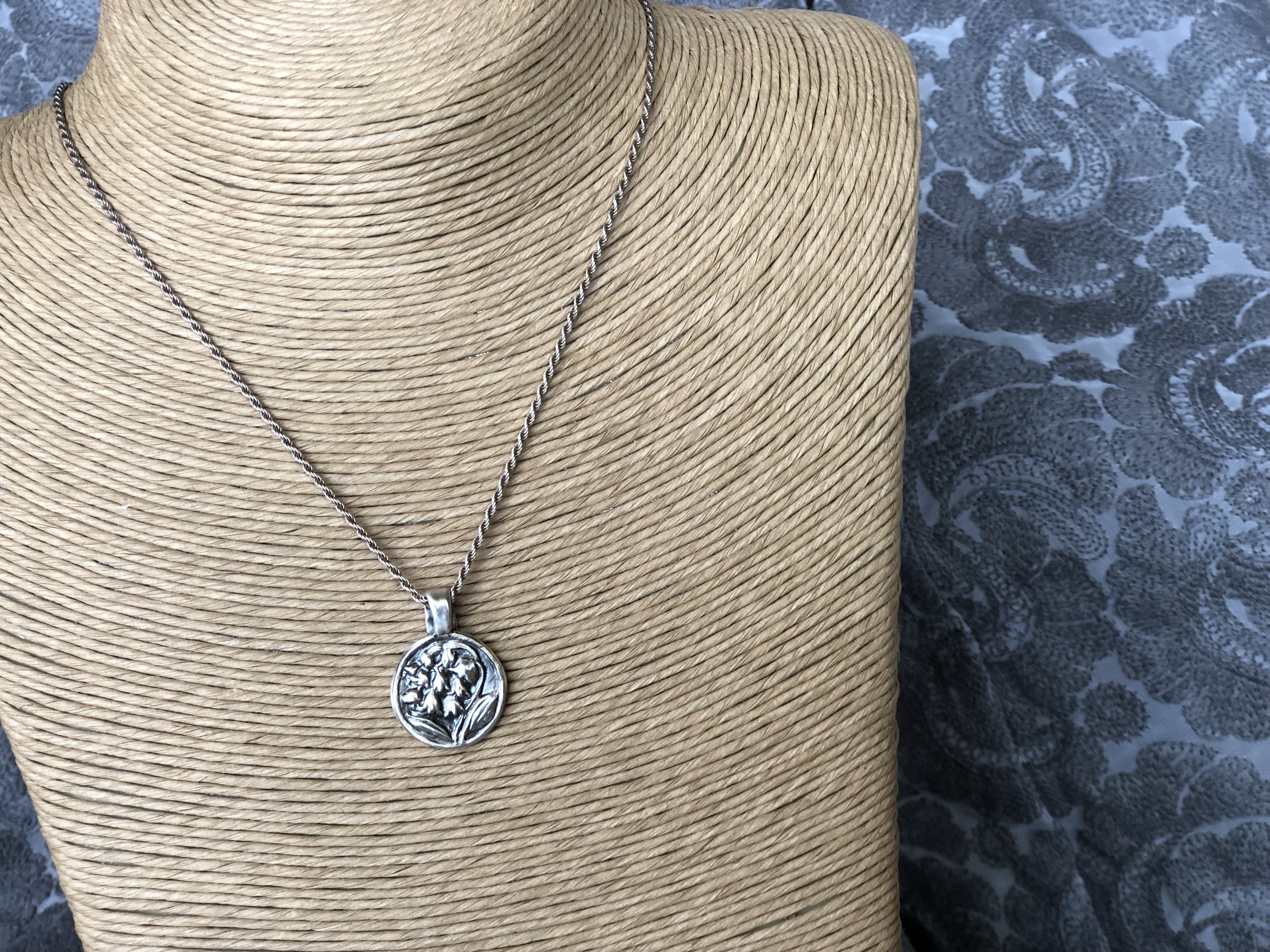 Pure Silverすずらんペンダント  シンプル大