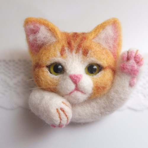 羊毛　ねこさん　ブローチ　orderページ 羊毛ねこさんブローチorderページ