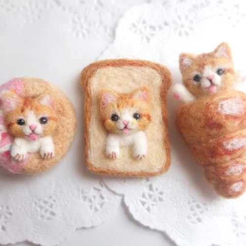 食パンにゃんこ☆羊毛フェルト 羊毛フェルト AKAI HIMAWARI 通販