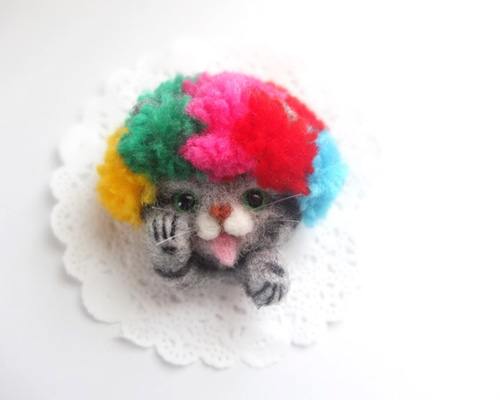 あっかんべーにゃんアフロ猫」グレー☆羊毛フェルト 羊毛フェルト AKAI