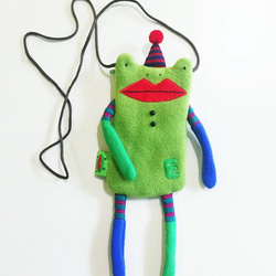 E*group 慶生蛙 iphone6.7 手機袋 （果綠）手工製作  售價＄1480 優惠＄1280 第1張的照片
