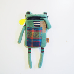 E*group 阿蛙拼布口袋 口水包 綠 iphone系列手機皆可裝 手機袋 第6張的照片