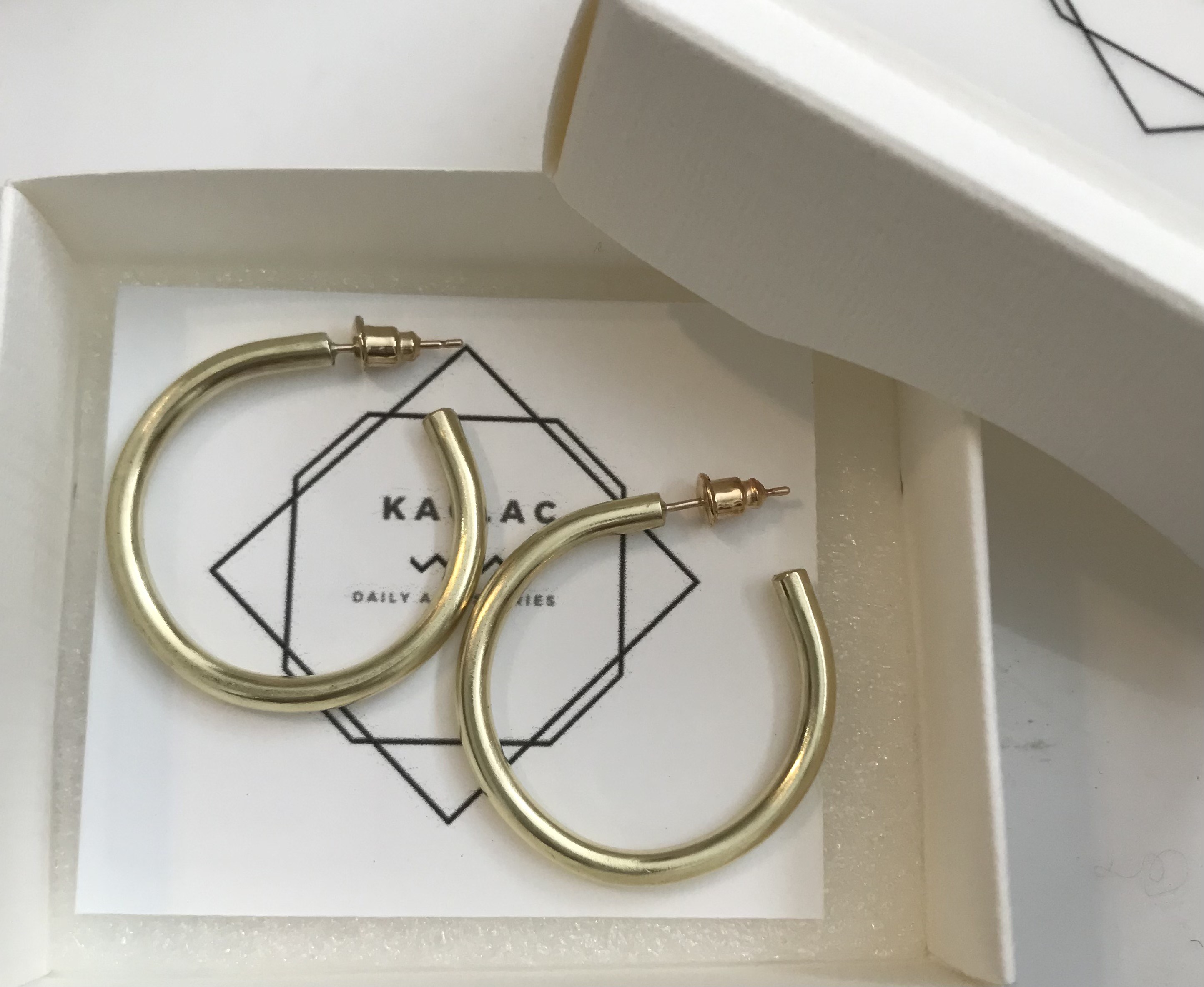 【特集掲載】brassしっかりbigフープピアスL size 真鍮　送料無料　アレルギー対応　ゴールド　太め　大ぶり