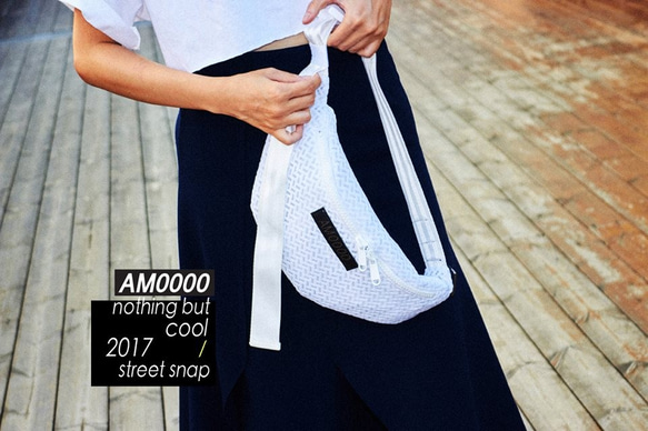 AM0000 ||| 低限主義 Sporty W 極限白限量腰包 第4張的照片