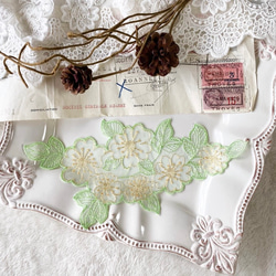 1枚 金系入り 花 フラワー 刺繍 チュールレースモチーフ アップリケ