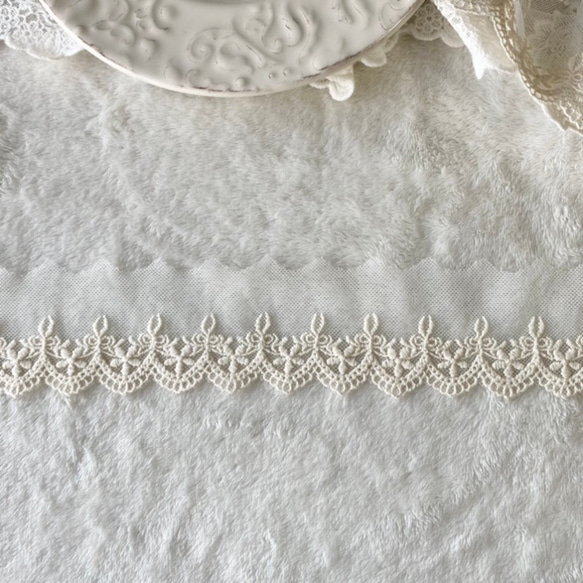 1m ナチュラル 綿糸フラワー刺繍 チュールレースブレード ライトベージュ BK201119 ハンドメイド 手芸 素材 3枚目の画像