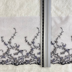 1m 綺麗 花 フラワー 刺繍 チュールレース ライトラベンダー BK201229 ハンドメイド 手芸 素材 材料 4枚目の画像
