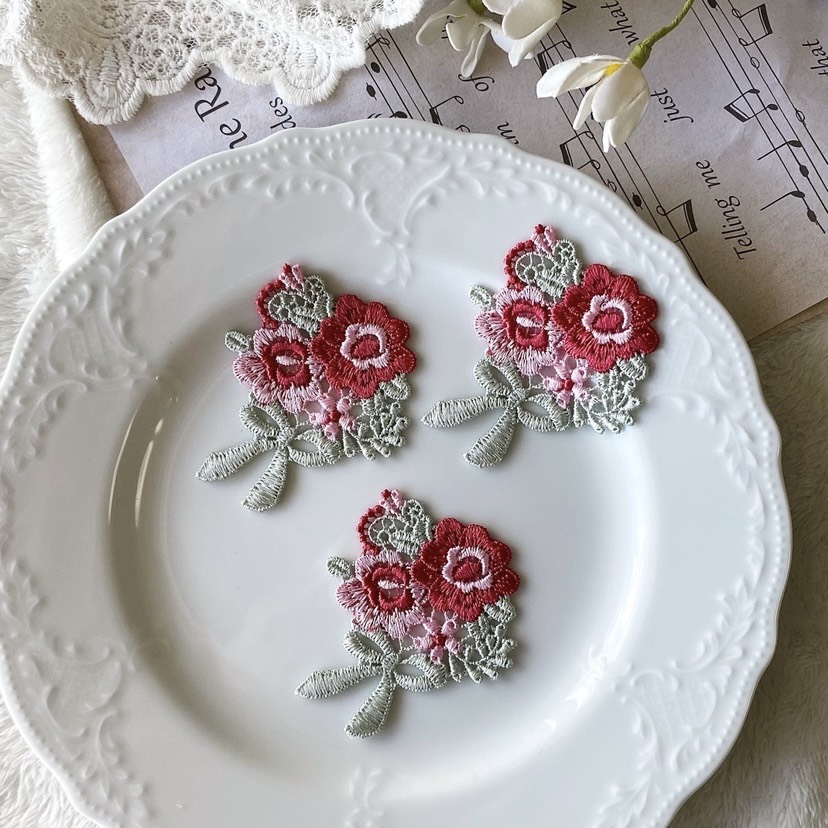 【専用】花モチーフ　90個 楽天市場】刺繍レースフラワーモチーフ ぷっくり4弁花 10個 全10