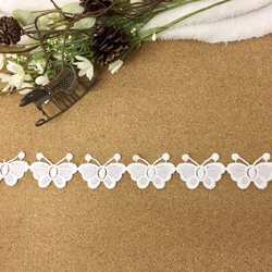 可愛い 蝶 レースブレード 白 BK171133 ハンドメイド 手芸 素材 材料 DIY 3枚目の画像