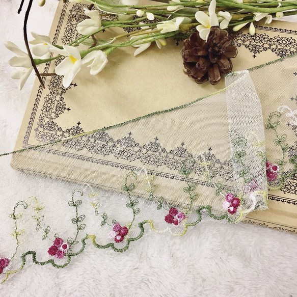＊再入荷＊1m 綺麗 花 刺繍 チュールレース BK180219 ハンドメイド 手芸 素材 材料 DIY 1枚目の画像
