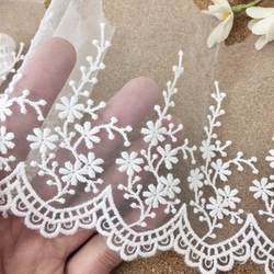 ＊再入荷＊1m 波デザイン お花 チュールレース 白 BK180225 ハンドメイド 手芸 素材 材料 DIY ドレス 2枚目の画像