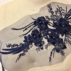 豪華 パール 立体花 刺繍 モチーフ アップリケ 白 BK180523 ハンドメイド 手芸 素材 材料 ドレス 2枚目の画像
