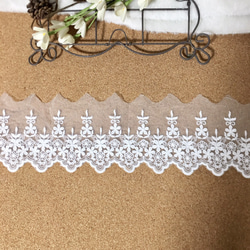 1m お花 刺繍 チュールレース 白 BK180707 ハンドメイド 手芸 素材 材料 DIY 3枚目の画像