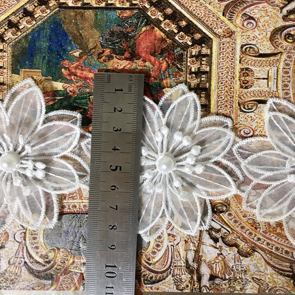 30cm単位(花4個) パール付き オーガンジー 刺繍 花 レースブレード モチーフ BK190710 ハンドメイド 4枚目の画像