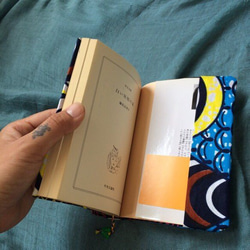 アフリカンファブリック リバーシブル Book カバー(ブルー) 3枚目の画像