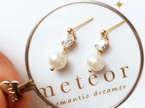 METEOR JEWELRY 淡水珍珠鋯石墜飾耳環 珍珠系列 第1張的照片