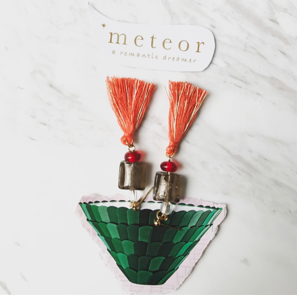 METEOR JEWELRY 小橘垂墜式耳環《春祭系列》 第1張的照片