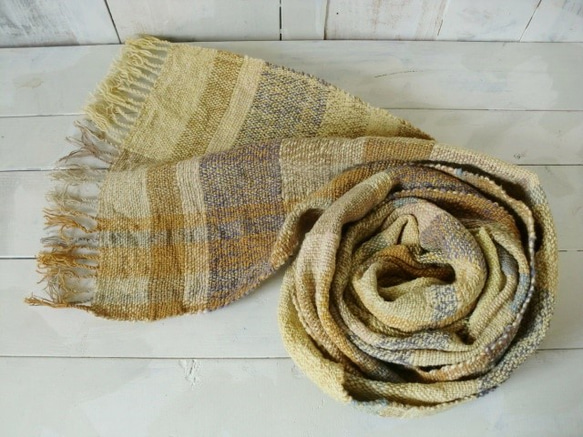 3割引き　M87　草木染め（ウコンメイン）手紡ぎ綿マフラー　手織り 1枚目の画像