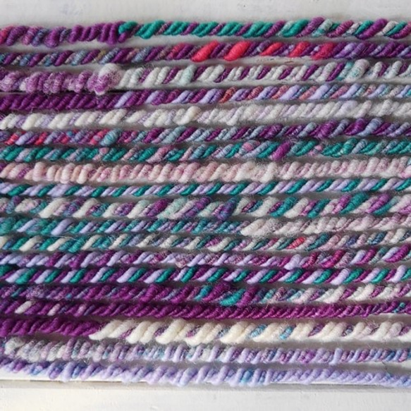 アートヤーン　コアスピニングのナバホ撚り　手紡ぎ 4枚目の画像