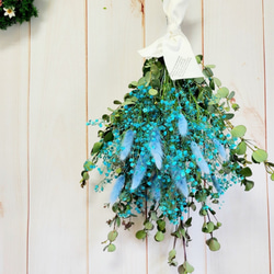 fs アクアブルーかすみ草のナチュラルスワッグ 「清らかな心」「幸福」 1枚目の画像