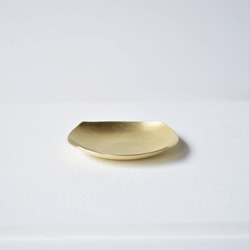 真鍮トレー 豆皿 / アクセサリートレー / brass tray「ぷっくり」□65 (BT-33) 3枚目の画像